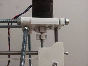 Reprappro-huxley-z-coupling-fitted.jpg