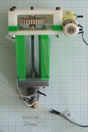 GranuleExtruder-finished-device-small.jpg