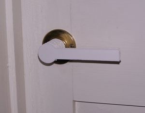 PressPix-door-handle-small.jpg