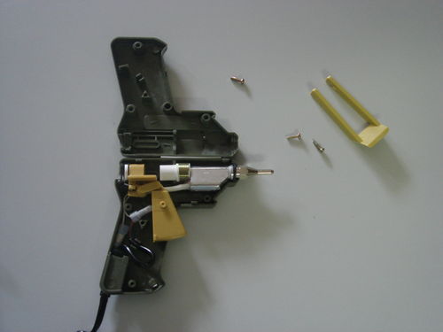 inner parts of the Proxxon mini hot-melt gun
