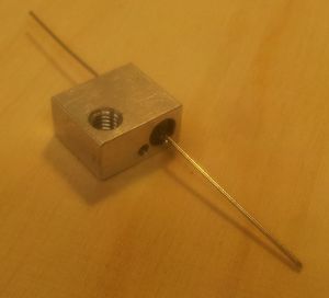 Reprappro-hotend-resistor-fitted.jpg