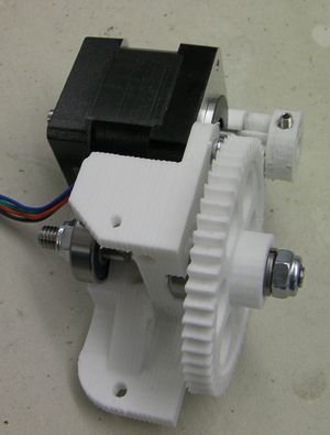 Reprappro-huxley-extruder-drive-motor-fitted.jpg